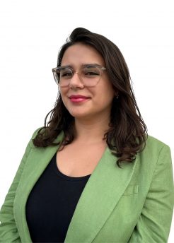Liwia Druenne - white background